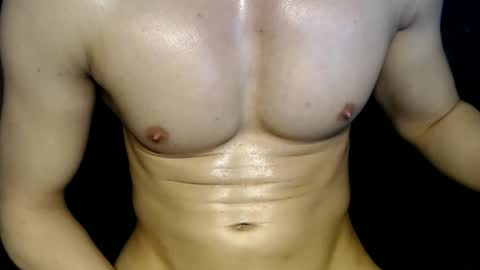 Snapshot of youuungmusclexl chatting on 02.07.25 YoungMuscleXL online show from 02.07.25