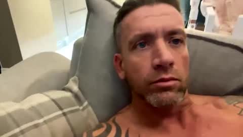 Snapshot of youwantus69 chatting on 01.22.25 You want us 69 online show from 01.22.25