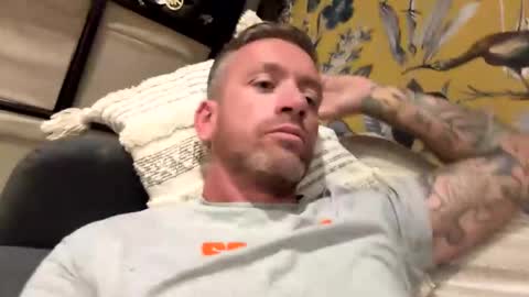 Snapshot of youwantus69 chatting on 11.02.25 You want us 69 online show from 11.02.25