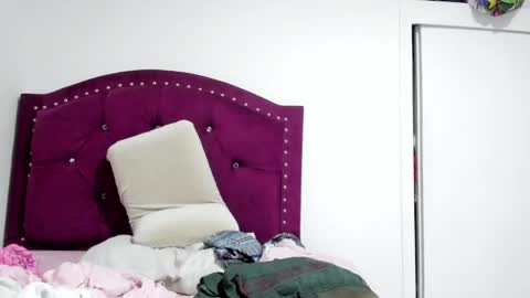 Snapshot of youwishtobeme chatting on 01.23.25 elizabeth ju online show from 01.23.25