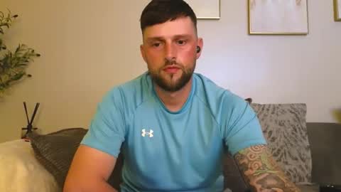 youzername2 online show from 04.11.26