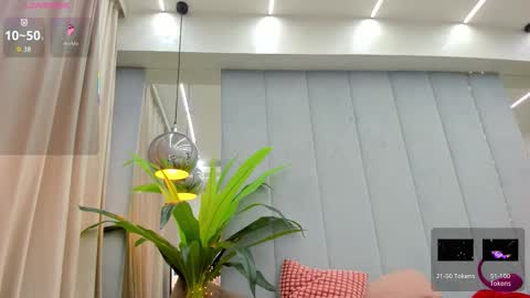 Crazy P online show from 11.27.25