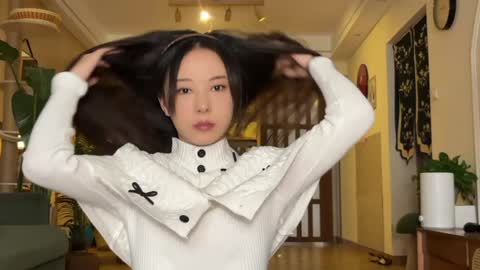 lili online show from 11.05.25