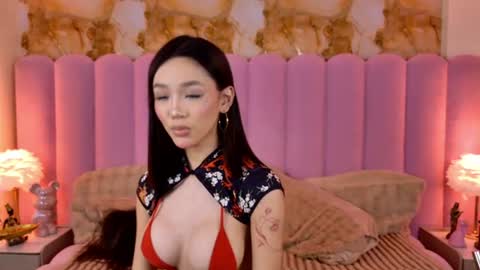Yuki Jade online show from 08.01.26