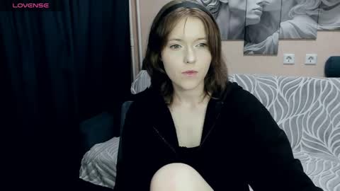 YukiShine online show from 04.19.26