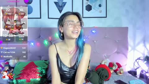 Snapshot of yukki_kuran chatting on 12.24.24 Yukki Kuran online show from 12.24.24