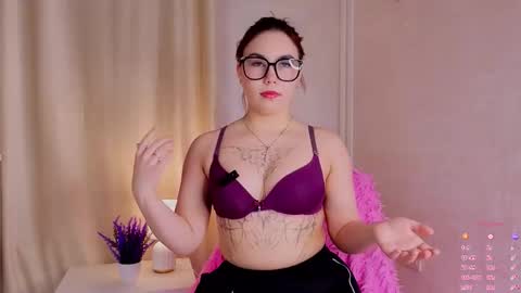 Amy Novak online show from 11.30.25