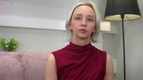 Snapshot of yukorengel chatting on 04.11.26 Grace online show from 04.11.26