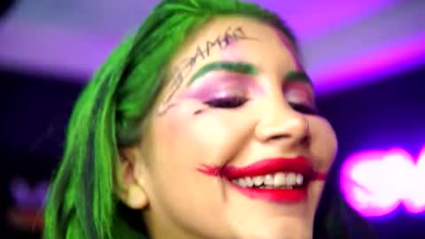 Yulia online show from 10.31.25