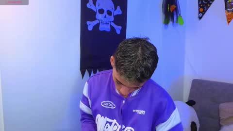 yulian_vasquez online show from 10.22.25