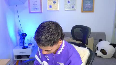 yulian_vasquez online show from 11.19.25