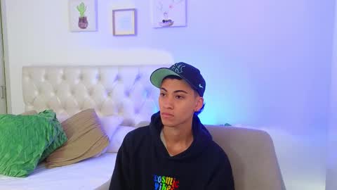 Snapshot of yulian_vasquez chatting on 02.03.26 yulian_vasquez online show from 02.03.26