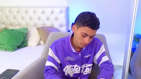 Snapshot of yulian_vasquez chatting on 02.10.26 yulian_vasquez online show from 02.10.26