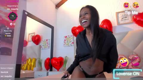 Snapshot of yuliana_milleer chatting on 02.15.25 Yuliana online show from 02.15.25