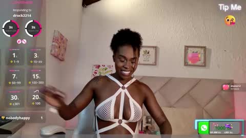 Snapshot of yuliana_milleer chatting on 09.20.25 Yuliana online show from 09.20.25