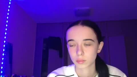 Yuliia online show from 11.21.25