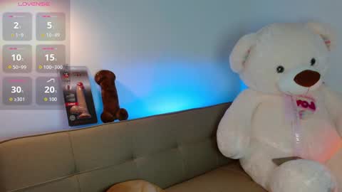 Yuli and SaraIndependent model online show from 01.13.26