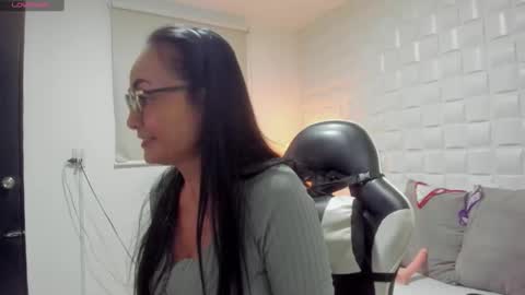 Y U L I T Z A online show from 12.22.25