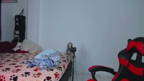 yumi_hanna online show from 04.08.26