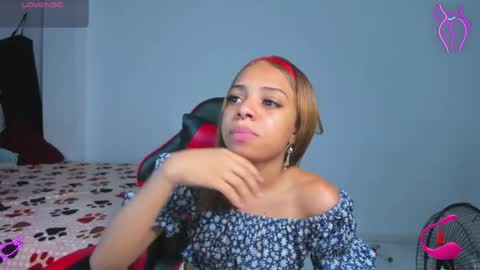 yumi_hanna online show from 04.13.26