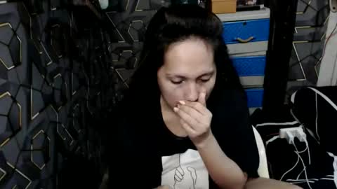 yumi online show from 03.29.26