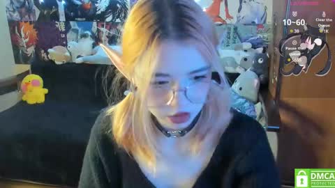 Snapshot of yumiko_uwu chatting on 02.11.25 Yumeko online show from 02.11.25