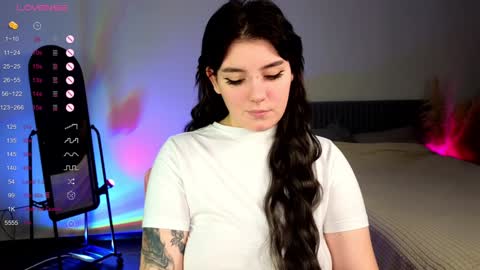 YumemiyaYumi online show from 12.22.24