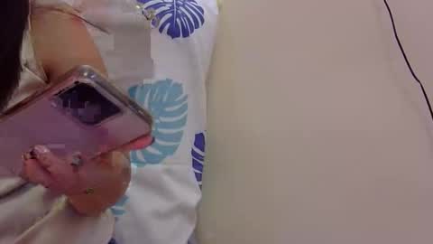 yummyclaya online show from 12.20.25