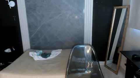 Yummyduo online show from 02.18.25