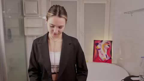 Snapshot of yummyemiily chatting on 02.09.26 Emily online show from 02.09.26