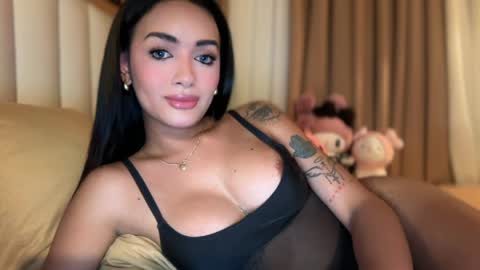 Goddes Renalyn online show from 04.07.26