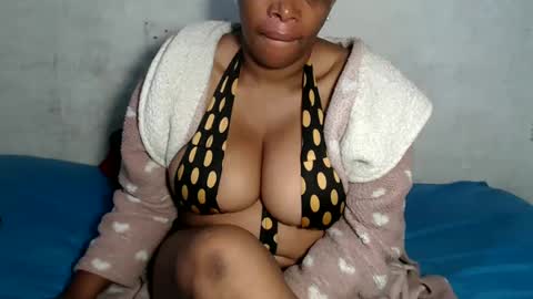 yummytittsxx online show from 01.08.25