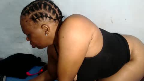 yummytittsxx online show from 03.14.26