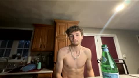 Snapshot of yungindd chatting on 11.30.25 Tanner online show from 11.30.25