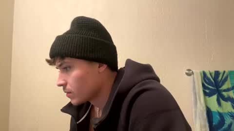 yungstudbev online show from 12.23.24