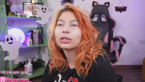 Snapshot of yunorose_ chatting on 11.01.25 yunorose_ online show from 11.01.25