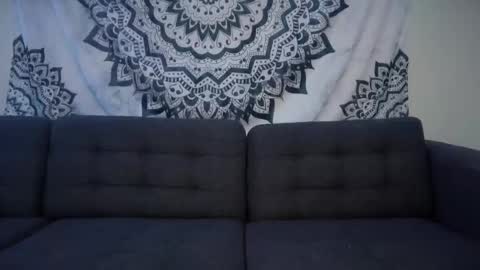 Snapshot of yurdreams_22 chatting on 12.17.25 yurdreams_22 online show from 12.17.25