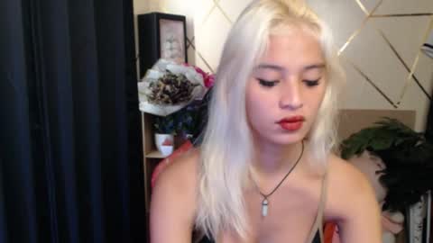 Snapshot of yurie_cummster chatting on 09.10.25 yurie_cummster online show from 09.10.25