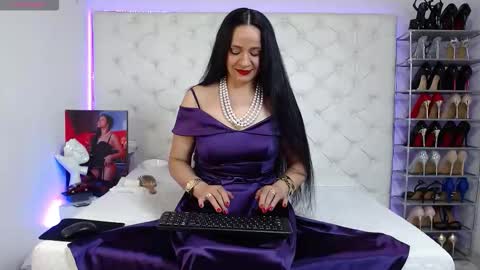    2  online show from 10.01.25