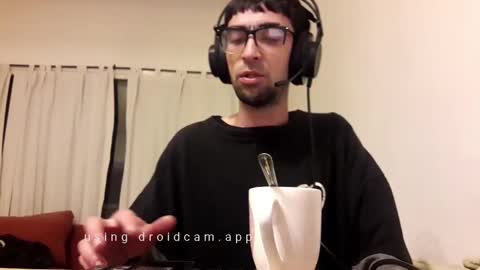 Yuumi online show from 02.05.25