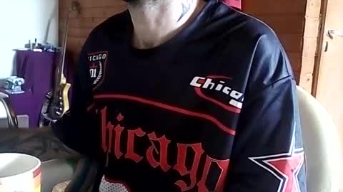 Yuumi online show from 04.03.26