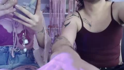 YuzuMiyu online show from 11.26.25