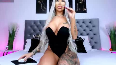 YviAnn online show from 12.03.25