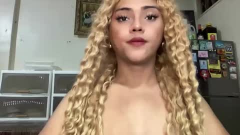 Miss Cali online show from 10.21.25