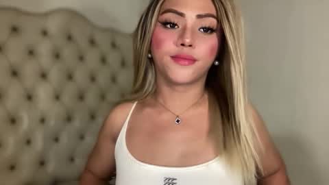 Miss Cali online show from 11.14.25