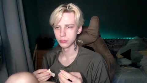 Toshka online show from 03.11.25