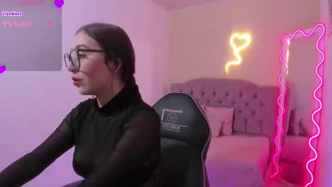 zaafira_tay online show from 02.06.26