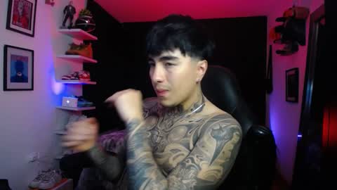 zac_muller1 online show from 10.23.25