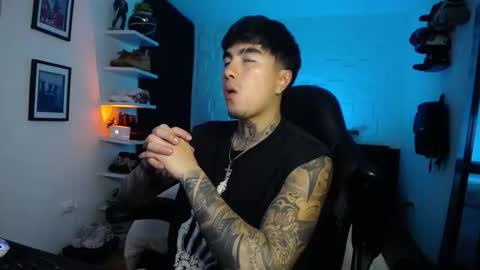 zac_muller1 online show from 02.14.26