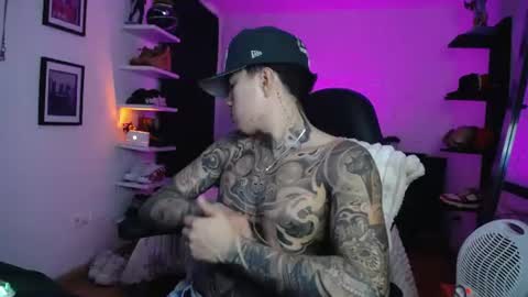 zac_muller1 online show from 07.20.26